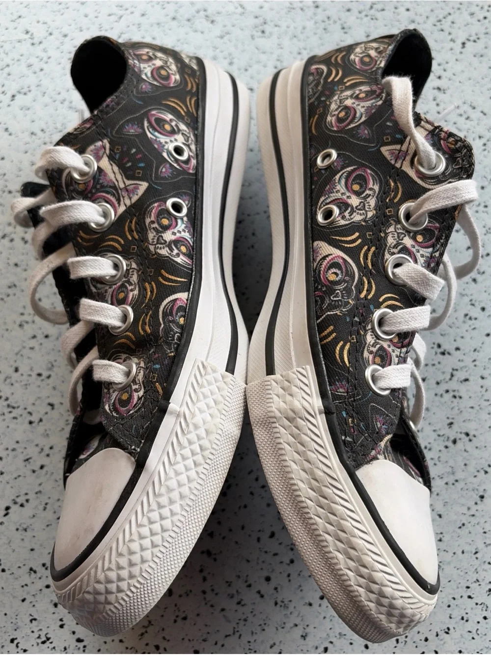 Converse all star sugar skull cat multiple color gold accents size 6 or 4 - Picture 2 of 9
